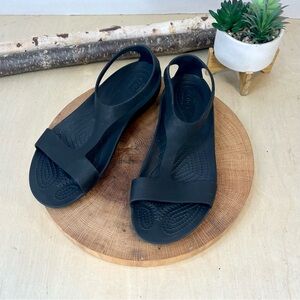 Crocs Serena T Strap Sandals Black Size 10 Women’s Lightweight Comfort Shoe